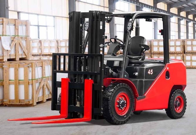 XF series 4.0-5.5t Internal Combustion Counterbalanced Forklift Truck - image 4