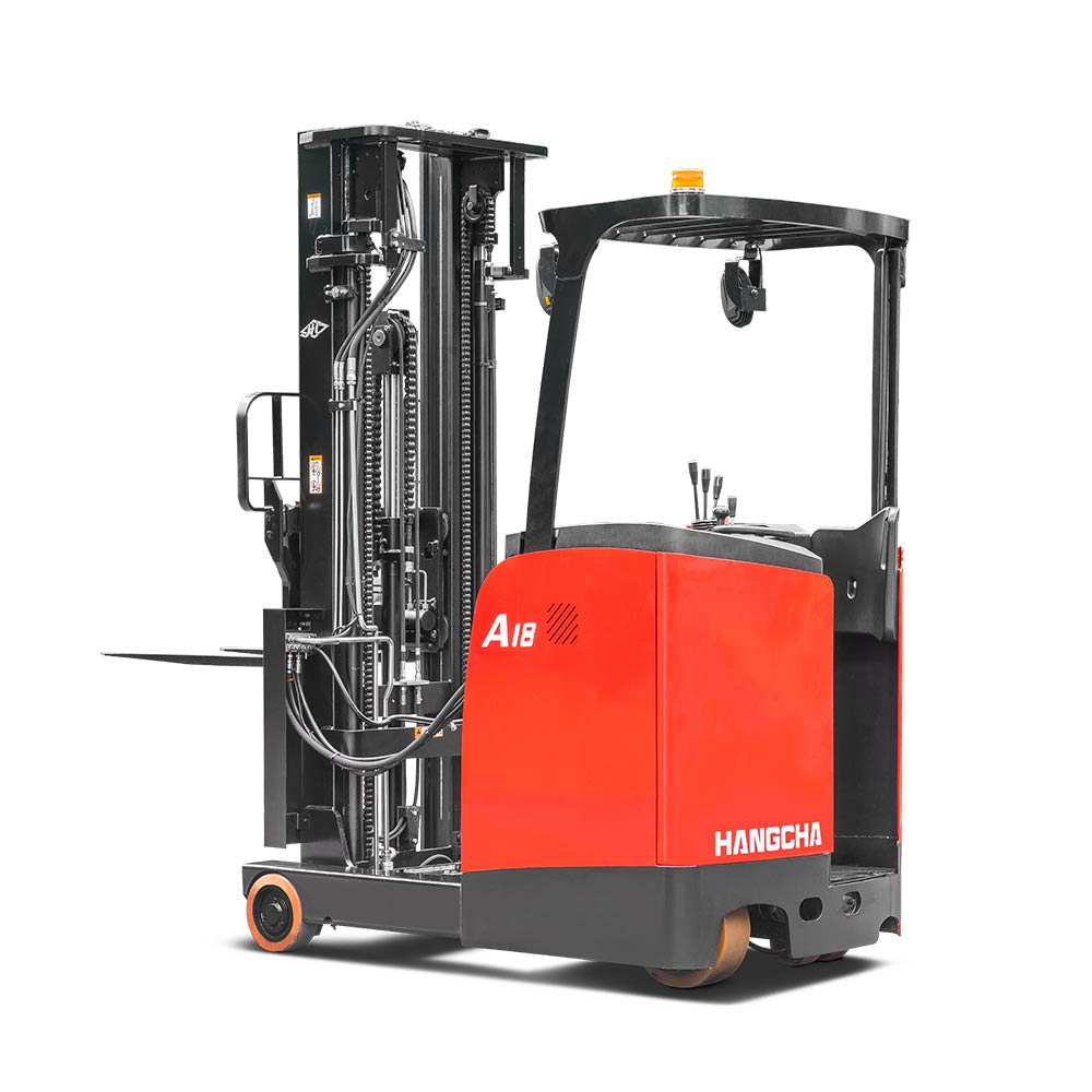 A Series Stand-on Reach Truck: 1.5 - 1.8T capacity